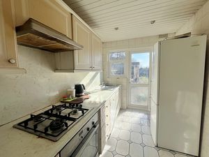 Photo 15- click for photo gallery